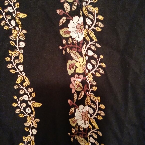 CATO 100% Rayon Long Sleeve Tied Front Top Blouse sz 22/24W - Picture 4 of 9